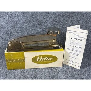 Vintage Victor Gold Tone Stapler Vail Mfg Co Streamlined‎ Mid Century